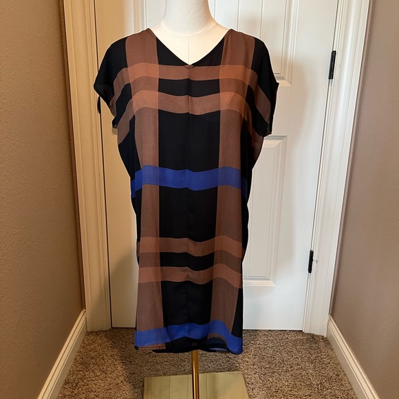 Old Navy Dresses & Skirts - Old Navy Women's Black and Brown Tunic with Blue Accents